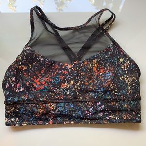 Lululemon sports bra